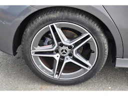 Mercedes Benz Classe A  200 d 8G-DCT AMG Line occasion - Photo 38