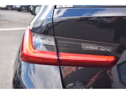 BMW Série 3 Touring  318i 156 ch BVA8 G21 LCI Business Design occasion - Photo 40