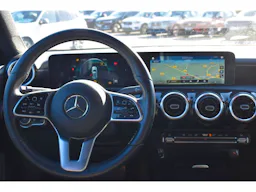 Mercedes Benz Classe A 200 7G-DCT Style Line occasion - Photo 7