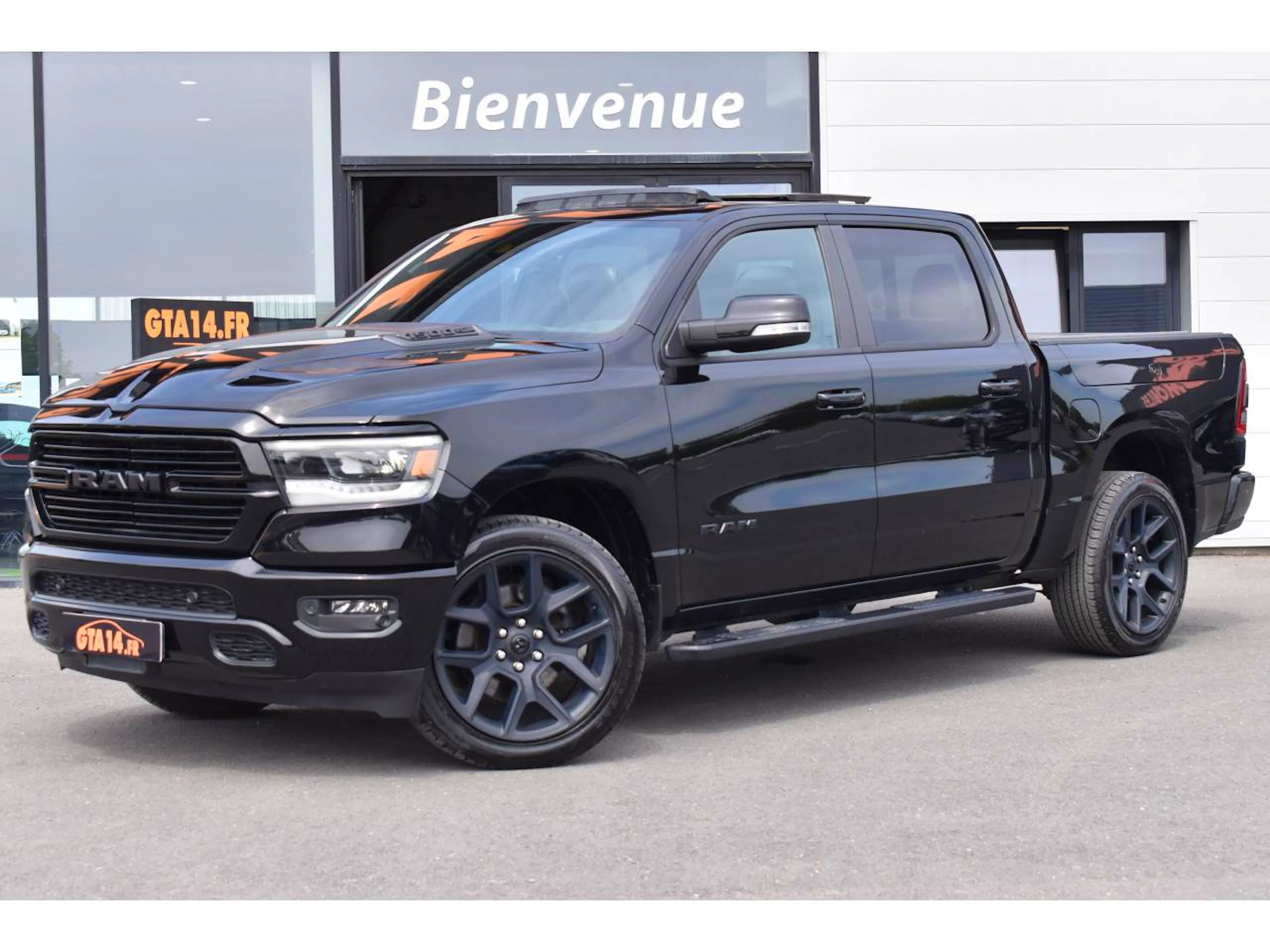 Dodge RAM 1500 SPORT NIGHT CREW occasion