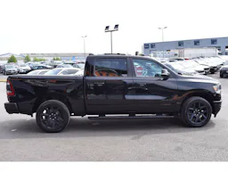 Dodge RAM  1500 SPORT NIGHT CREW occasion - Photo 4