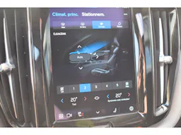 Volvo XC60 T8 Recharge AWD 310 ch + 145 ch Geartronic 8 Ultimate Style Chrome occasion - Photo 28