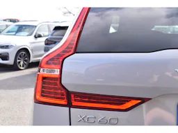 Volvo XC60 T8 Recharge AWD 310 ch + 145 ch Geartronic 8 Ultimate Style Chrome occasion - Photo 40