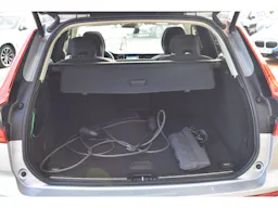 Volvo XC60  T8 Recharge AWD 310 ch + 145 ch Geartronic 8 Ultimate Style Chrome occasion - Photo 9