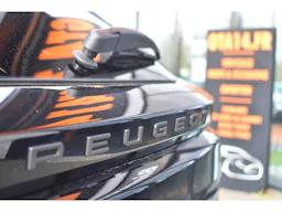 Peugeot 2008 PureTech 130 S&S EAT8 GT occasion - Photo 19