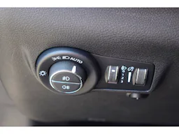 Jeep Compass  1.5 Turbo T4 e-Hybride 130 4x2 Limited occasion - Photo 21