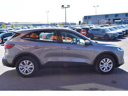Ford Kuga FORD 1.5 ECOBOOST 150 BV6 COOL & CONNECT occasion - Photo 4