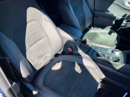 Ford Kuga 2.0 ECOBLUE120 CV BVA ST-LINE GPS CAM ATTELAGE PK HIVER occasion - Photo 5