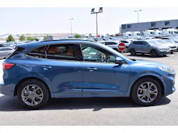 Ford Kuga  2.0 ECOBLUE120 CV BVA ST-LINE occasion - Photo 4