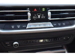 BMW Série 3  330e 292 ch BVA8 G20 Business Design occasion - Photo 13