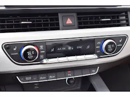 Audi A5 Cabriolet  40 TFSI 204 S tronic 7 S Line occasion - Photo 13