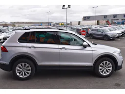 Volkswagen Tiguan  1.4 eHybrid 245ch DSG6 Life Business occasion - Photo 4