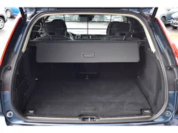 Volvo XC60  T8 Twin Engine 303 ch + 87 ch Geartronic 8 Inscription Luxe occasion - Photo 9