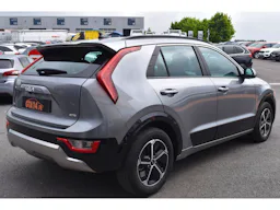 Kia Niro  Hybrid 1.6 GDI 93 + Electric 43.5 ch DCT6 Active occasion - Photo 2