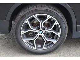 BMW X1  sDrive 18i 136 ch DKG7 F48 LCI Business Design occasion - Photo 37