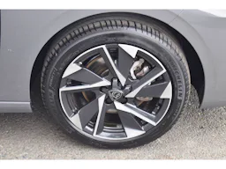 Peugeot 308 SW  Hybrid 136 e-DCS6 Allure occasion - Photo 36