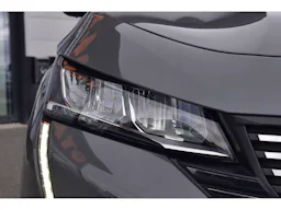 Peugeot 308 SW Hybrid 136 e-DCS6 Allure occasion - Photo 39