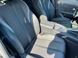 Peugeot 308 SW Hybrid 136 e-DCS6 Allure occasion - Photo 5