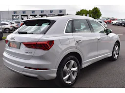 Audi Q3  35 TDI 150 ch S tronic 7 Design Luxe occasion - Photo 2
