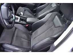 Audi Q3 35 TDI 150 ch S tronic 7 Design Luxe occasion - Photo 41