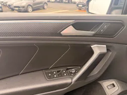 Volkswagen Tiguan 2.0 TDI 150ch DSG7 R-Line Exclusive occasion - Photo 13