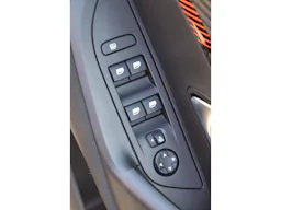 Peugeot 2008 1.2i PureTech S&S 100 Active Business occasion - Photo 9