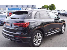 Audi Q3 45 TFSIe 245 ch S tronic 6 S line occasion - Photo 2