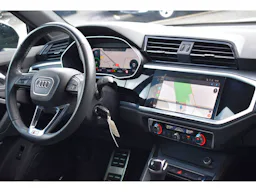 Audi Q3 45 TFSIe 245 ch S tronic 6 S line occasion - Photo 6