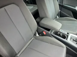 Audi Q3  35 TFSI 150 CH HYBRIDE LEGER BUSINESS LINE S TRONIC occasion - Photo 5