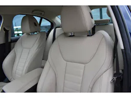 BMW Série 3 330e Luxury - BVA BERLINE occasion - Photo 14