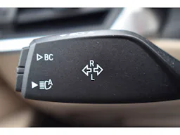 BMW Série 3 330e Luxury - BVA BERLINE occasion - Photo 29