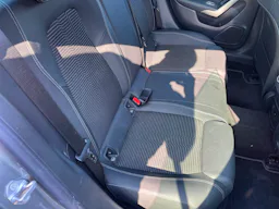 Mercedes Benz Classe CLA CLA 180 d - BV 8G-DCT BERLINE- BM 118 Business Line PHASE 1 occasion - Photo 4