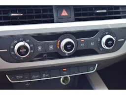 Audi A4  35 TDI 163 S tronic 7 Business Line occasion - Photo 13