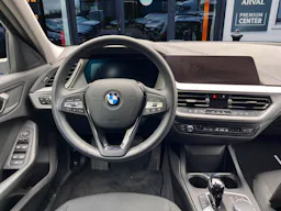 BMW Série 1  116 D 1.5  115 CV  BVA7 6 D occasion - Photo 3