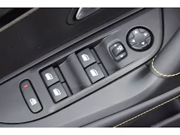 Peugeot 2008  Hybrid 145 e-DCS6 GT occasion - Photo 10