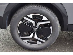 Peugeot 2008  Hybrid 145 e-DCS6 GT occasion - Photo 39