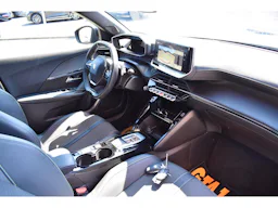 Peugeot 2008  Hybrid 145 e-DCS6 GT occasion - Photo 3