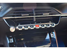 Peugeot 2008  Hybrid 145 e-DCS6 GT occasion - Photo 12