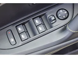 Peugeot 2008  1.2 HYBRID 145 CH GT E-DCS6 occasion - Photo 10