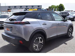 Peugeot 2008 Hybrid 145 e-DCS6 GT occasion - Photo 2