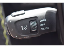 Peugeot 2008 Hybrid 145 e-DCS6 GT occasion - Photo 27