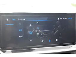 Peugeot 2008 Hybrid 145 e-DCS6 GT occasion - Photo 29