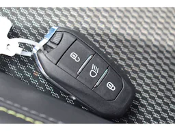 Peugeot 2008 Hybrid 145 e-DCS6 GT occasion - Photo 32
