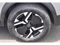 Peugeot 2008  Hybrid 145 e-DCS6 GT occasion - Photo 36