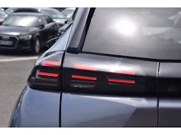 Peugeot 2008 Hybrid 145 e-DCS6 GT occasion - Photo 39
