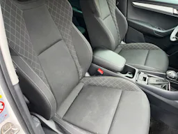 Skoda Karoq  1.6 TDI SCR - 116 - BV DSG7  Business PHASE 1 occasion - Photo 6