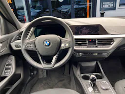 BMW Série 1  116i - BV DKG  BERLINE F40 Business Design occasion - Photo 3