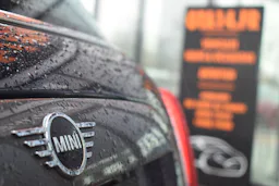 Mini Mini  Electric 184 Cooper SE Greenwich occasion - Photo 18