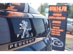 Peugeot 3008 Hybrid 180 e-EAT8 Allure Pack occasion - Photo 19