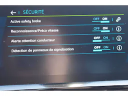 Peugeot 3008  Hybrid 180 e-EAT8 Allure Pack occasion - Photo 32